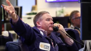 开盘：美股周一低开 本周市场聚焦英伟达财报