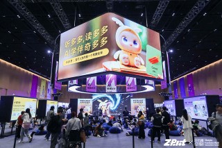 早教机推荐：要AI陪伴，更要实用主义！奇多多在WTCC树立“实用派”学伴标杆