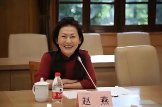 市值蒸发超千亿，华熙生物的“你死我活”