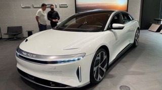 Lucid集团2025年电动汽车交付量增长55% 达成下调后业绩指引