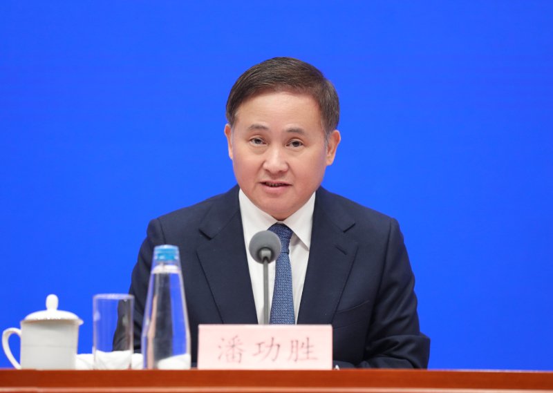 国新办举行新闻发布会 介绍“一揽子金融政策支持稳市场稳预期”有关情况 第2张 国新办举行新闻发布会 介绍“一揽子金融政策支持稳市场稳预期”有关情况 第2张