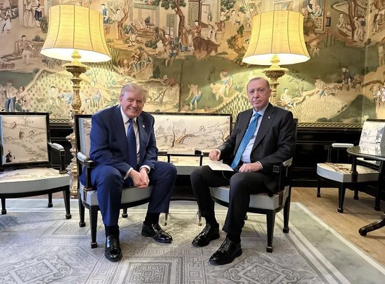 牛弹琴:特朗普被他吃豆腐了,但我还有一个疑问 第2张 牛弹琴:特朗普被他吃豆腐了,但我还有一个疑问 第2张