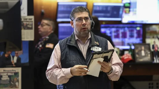 午盘:美股维持涨势 道指上涨150点 第1张 午盘:美股维持涨势 道指上涨150点 第1张