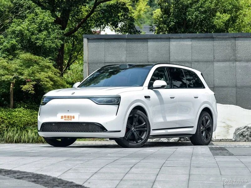 问界销冠天团再放大招！1.5万补贴延期，2026前下单都划算？  第5张