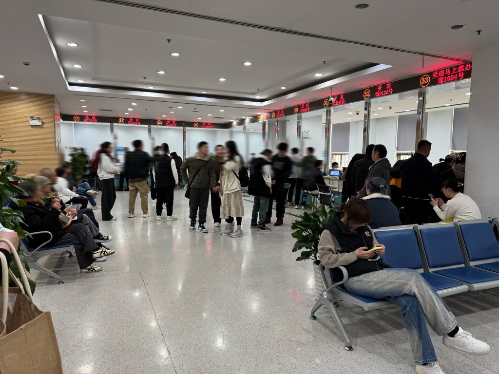 沪七条落地满月：3月上海二手房成交冲击3万套，改善型置换链条打通  第2张